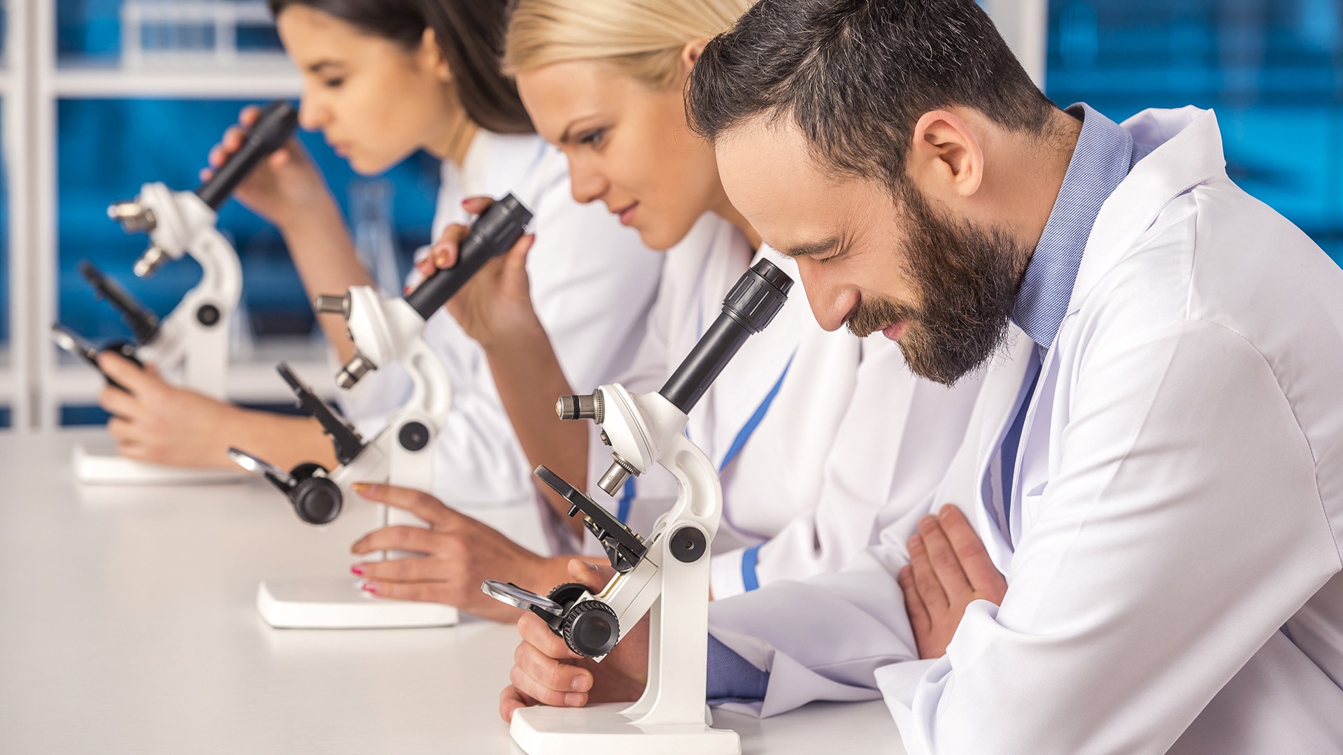 raport--studia farmaceutyczne